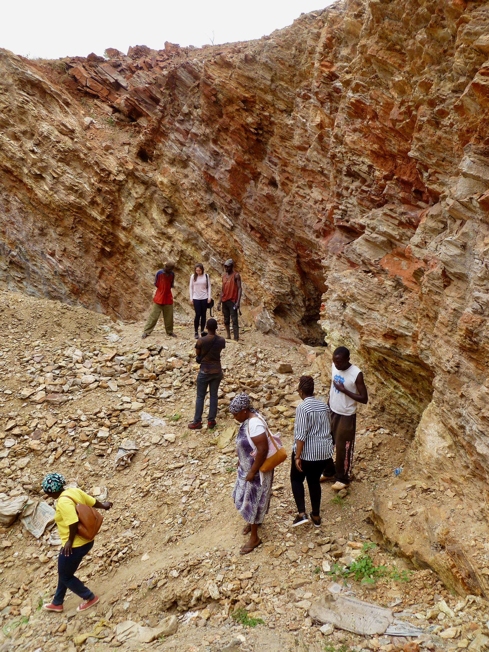 Exploring ASM site two with diggers, miners and gemmologists